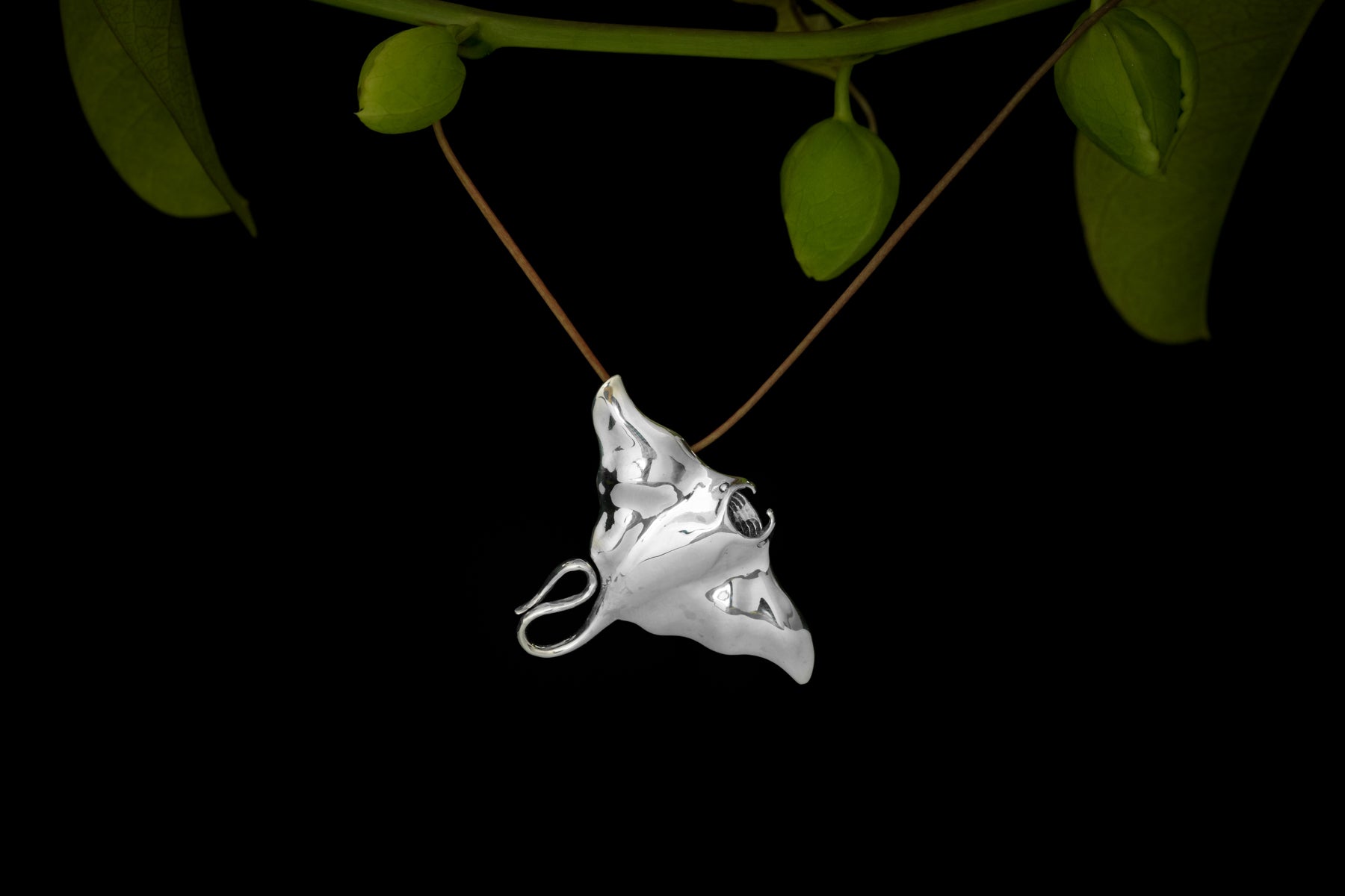 3D Manta Ray Pendant